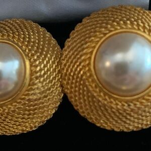 Vintage Ben Amun Clip On Faux Pearl Goldtone Earrings